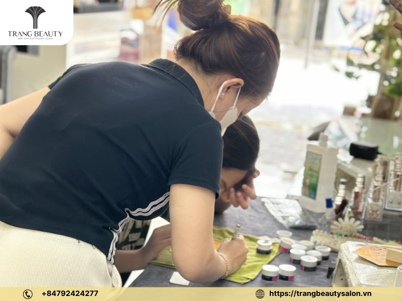 Top 15 Tiệm Nail Gò Vấp Đẹp, Được Ưa Chuộng Nhất 4 YURI Nails