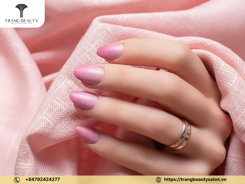Top 15 Tiệm Nail Gò Vấp Đẹp, Được Ưa Chuộng Nhất 3 Không gian của tiệm được thiết kế hiện đại, sang trọng, với ghế ngồi thoải mái