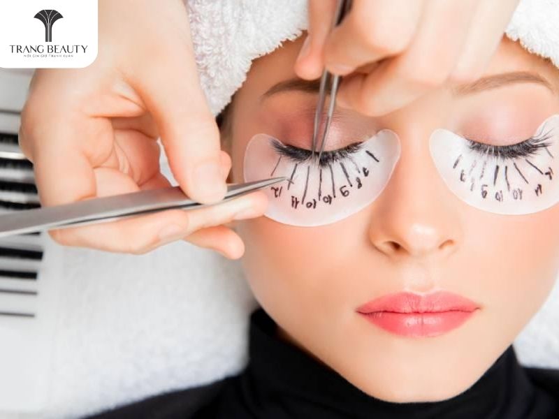 Tạo độ dày cho mi