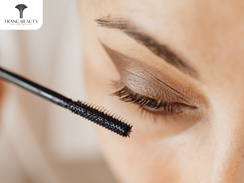 Top 13+ cách làm mi dài, cong siêu đẹp dành cho các nàng 20 Mascara chứa nhiều hóa chất gây kích ứng mi