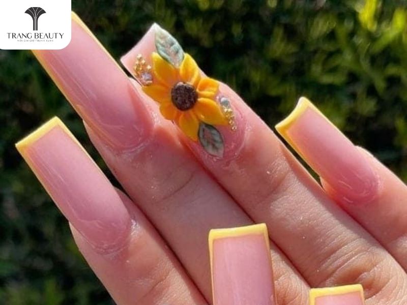 Mẫu nail dài đẹp màu vàng hướng dương 