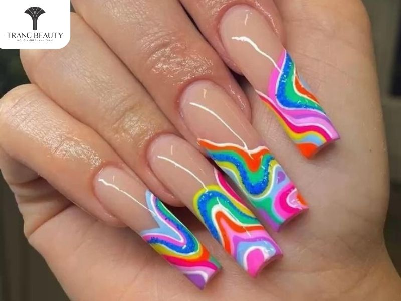 Mẫu nail đẹp cho móng tay dài nhiều màu sắc