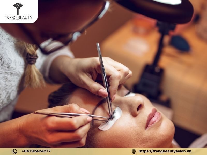 Có Nên Nối Mi Không? Giải Đáp Chi Tiết Từ A-Z | Trang Beauty 3 Các Phương Pháp Nối Mi Phổ Biến Hiện Nay