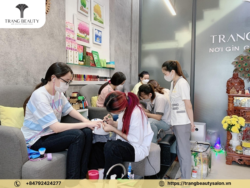 Top 10 địa chỉ học nail uy tín ở Quận 10, TP.HCM được yêu thích nhất 2 Trang Beauty Salon