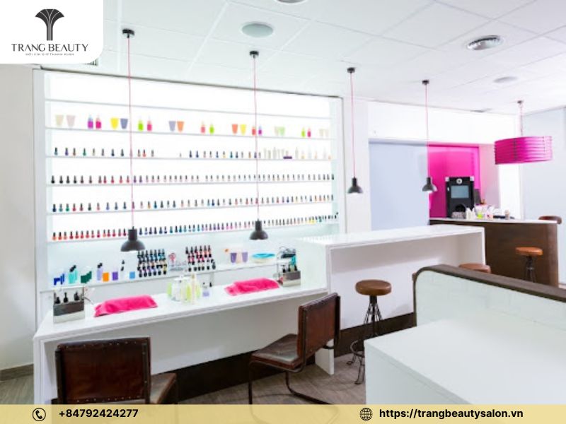 Chọn Nail Quỳnh để trải nghiệm chương trình đào tạo nghề nail chất lượng