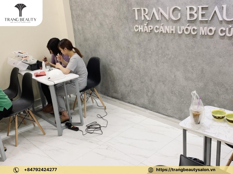 Học nail ở đâu tốt quận 1? Top 9 địa chỉ học nail uy tín nhất Quận 1, TP. HCM 3 Trang Beauty Salon cung cấp chương trình đào tạo được thiết kế theo tiêu chuẩn quốc tế