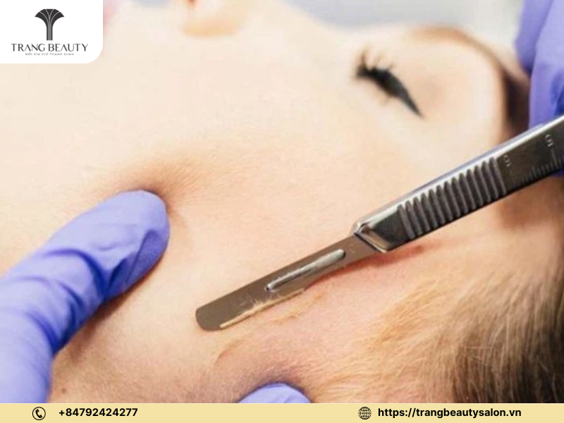 Khóa Học Gội Đầu Chuyên Nghiệp: Dạy Nghề Gội Đầu Massage 10 Hướng dẫn kỹ thuật cạo lông mặt