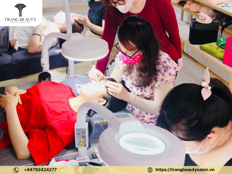 Top 5 địa chỉ dạy nối mi tại quận Bình Tân chất lượng nhất 8 Một số lưu ý khi chọn địa chỉ dạy nối mi uy tín tại Bình Tân