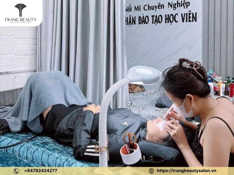 Học nối mi ở đâu tốt quận 2, TP. HCM ? Top 10 địa chỉ mà các nàng nên tham khảo 4 Ốc Tiêu tập trung vào thị trường mi châu Á