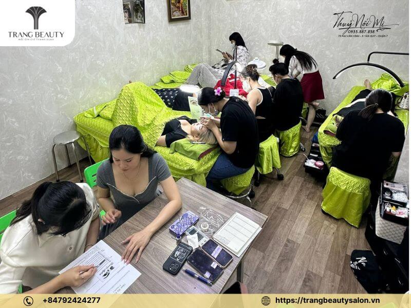 Top 10 Địa Điểm Học Nối Mi Quận 7 Uy Tín, Ra Nghề Nhanh Chóng 7 học nối mi ở quận 7 tại Nối Mi Thuỷ