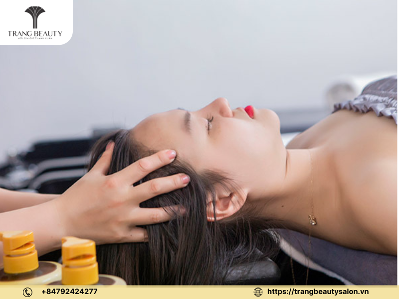 Khóa Học Gội Đầu Chuyên Nghiệp: Dạy Nghề Gội Đầu Massage 5 Kỹ thuật gội đầu