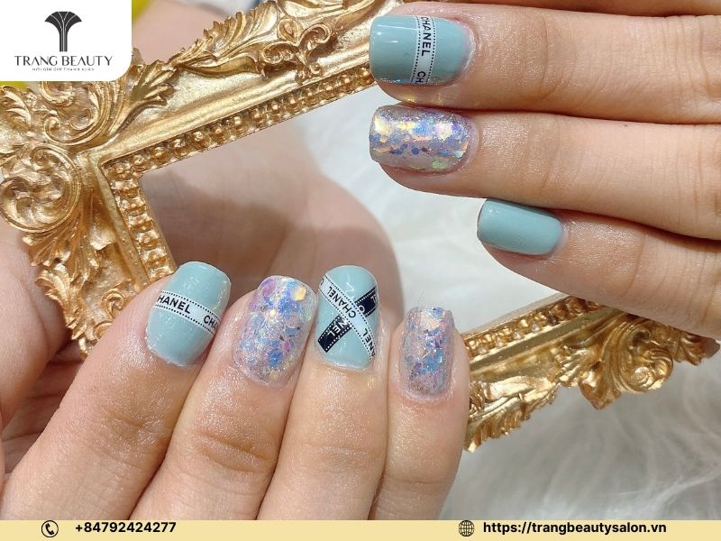 Màu xanh ngọc được nhiều người yêu thích