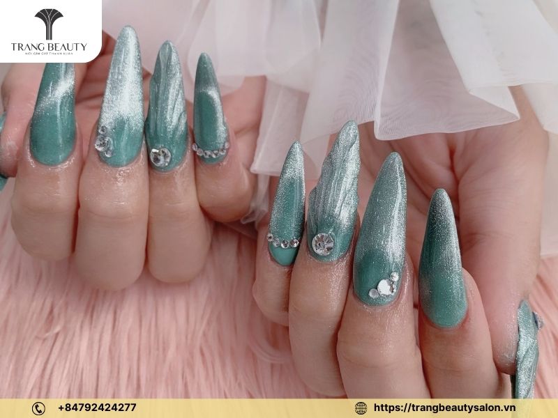 Tông màu phù hợp cho mùa thu dịu nhẹ