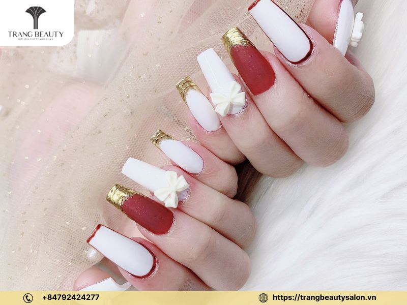 Nail đắp bột móng dài sang chảnh