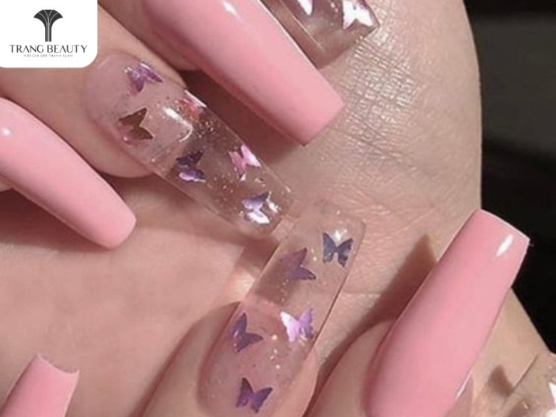 Những mẫu nail đẹp cho móng dài form thang