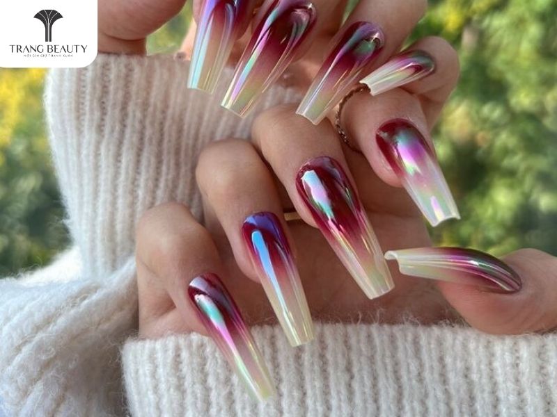 Những mẫu nail đẹp cho móng dài màu omber 
