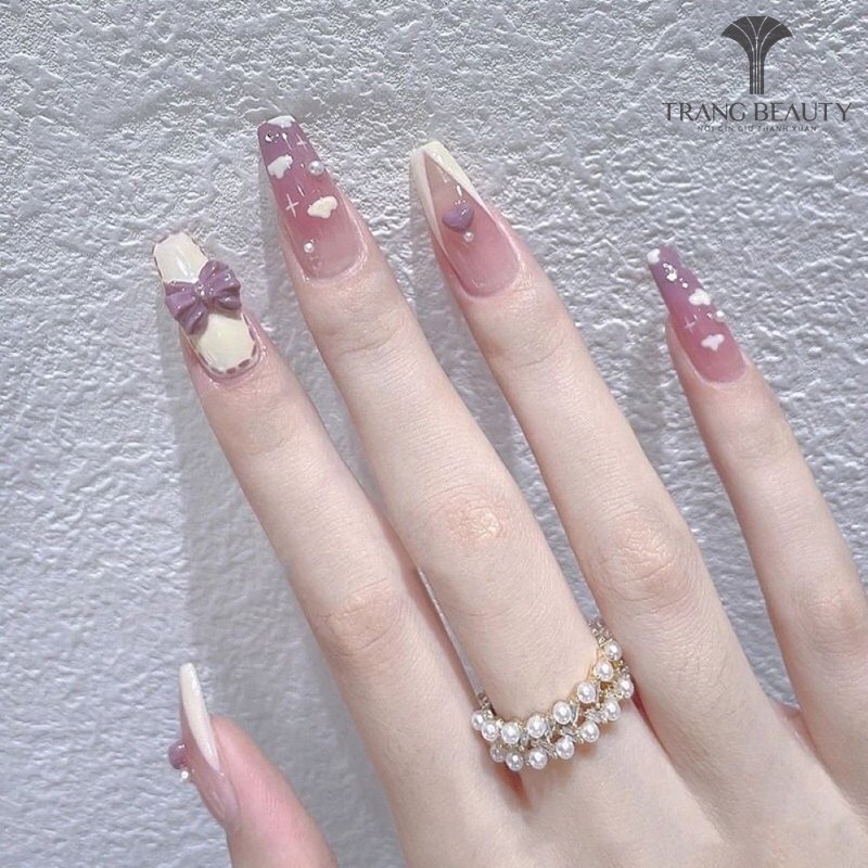 Nail thạch tím mơ mộng, thuỷ chung