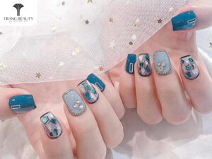 nail di bien xanh duong tuoi mat 4