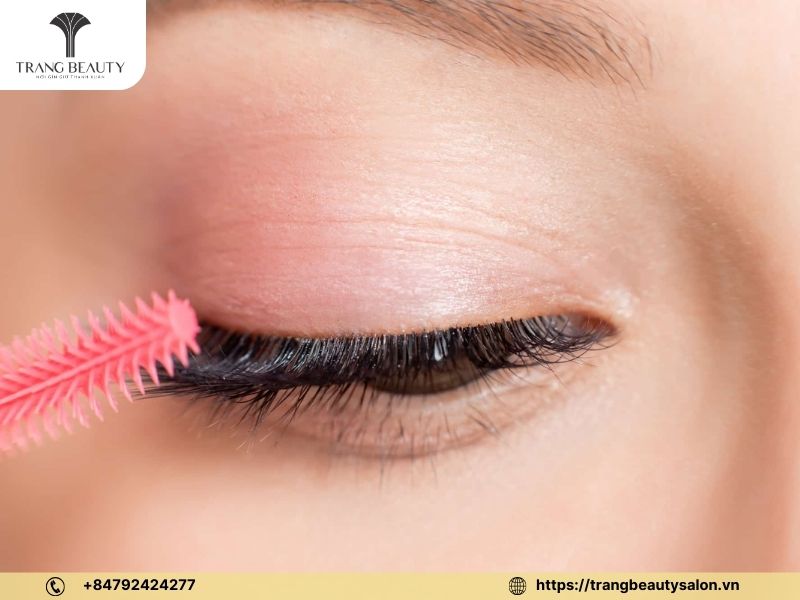 Nối mi bao nhiêu tiền? Cập nhật bảng giá nối mi rẻ nhất 2024 6 Yếu tố tác động đến mức giá nối mi