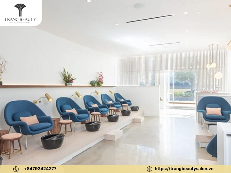 Chọn nội thất màu xanh dương để phù hợp với những người mệnh Thủy