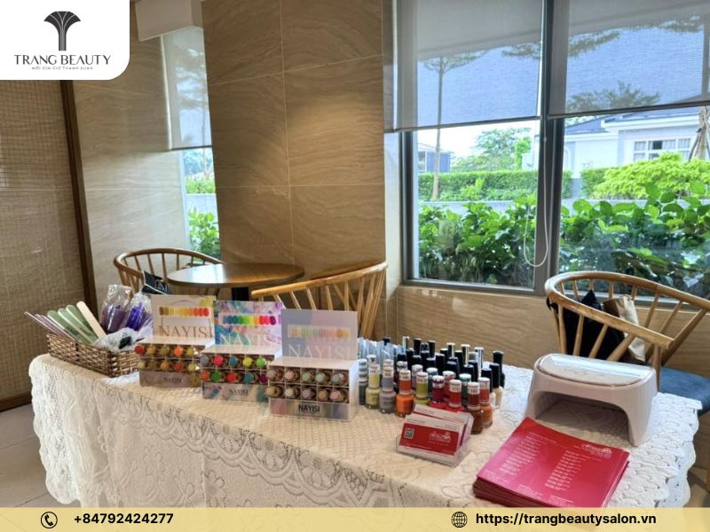 Học nail ở đâu tốt quận 1? Top 9 địa chỉ học nail uy tín nhất Quận 1, TP. HCM 19 Fame Nails hứa hẹn sẽ là lựa chọn lý tưởng cho những ai đam mê nghề nail