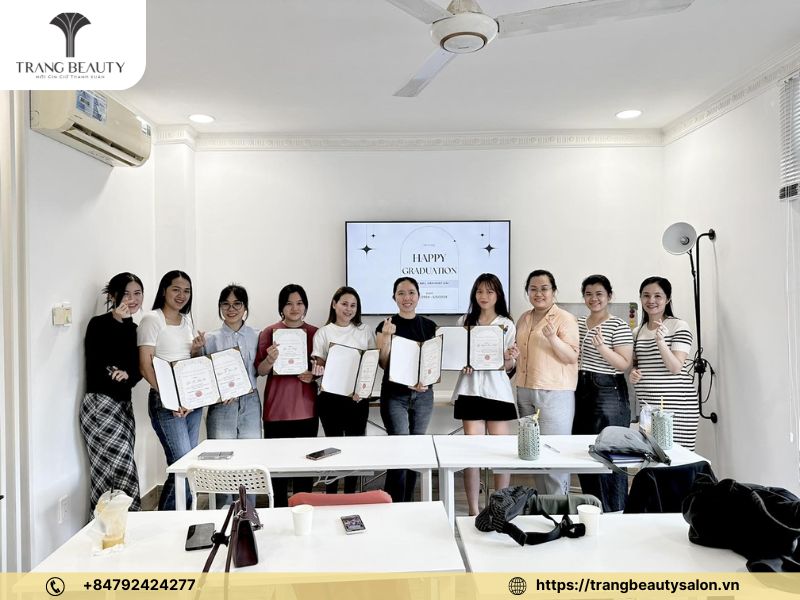 Top 10 địa chỉ học nail uy tín ở Quận 10, TP.HCM được yêu thích nhất 20 Me In Nail