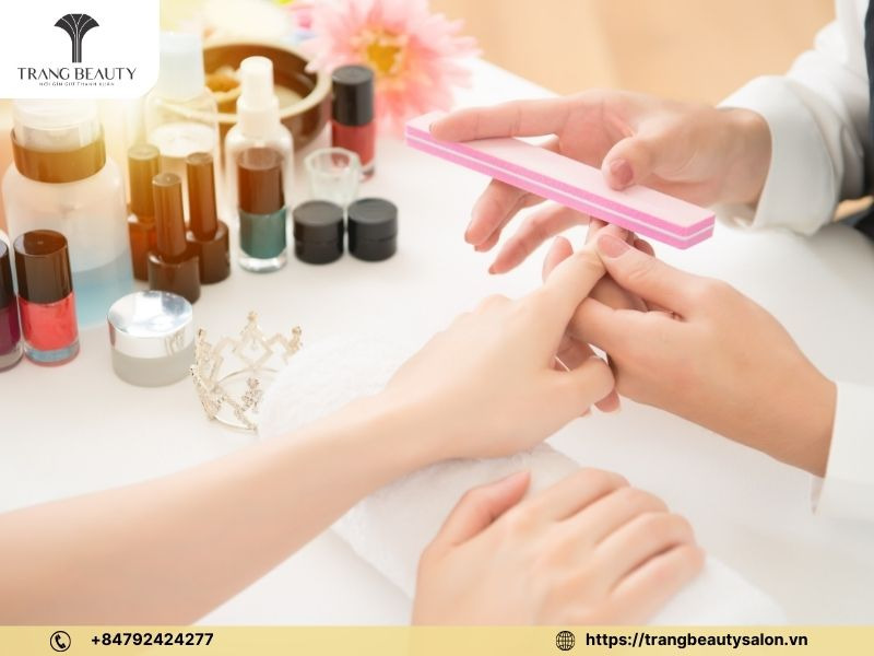 Lịch Cắt Móng Tay: Xem Ngày Tốt Đón Tài Lộc 4 lịch cắt móng tay 3
