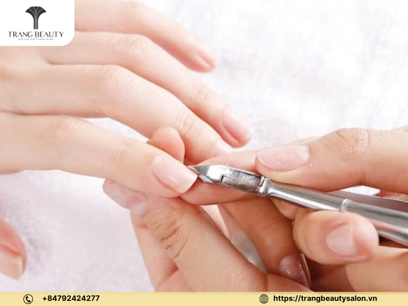 Lịch Cắt Móng Tay: Xem Ngày Tốt Đón Tài Lộc 5 Cắt tỉa móng tay theo lịch định kỳ